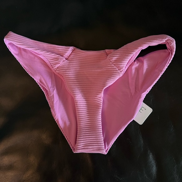 L*Space Chloe Top & Sol Classic Bikini Bottom - Picture 8 of 10